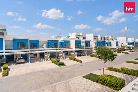 3 Schlafzimmer Townhouse zum Miete in DAMAC Lagoons, Dubai - Reihenhaus in DAMAC Lagoons,Santorini, 3 schlafzimmer, 139998 AED - 16539036 3 Schlafzimmer Townhouse zum Miete in DAMAC Lagoons, Dubai - Reihenhaus in DAMAC Lagoons,Santorini, 3 schlafzimmer, 139998 AED - 16539036