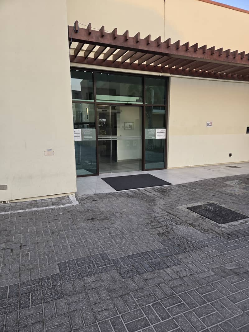 6 raha plaza. jpg