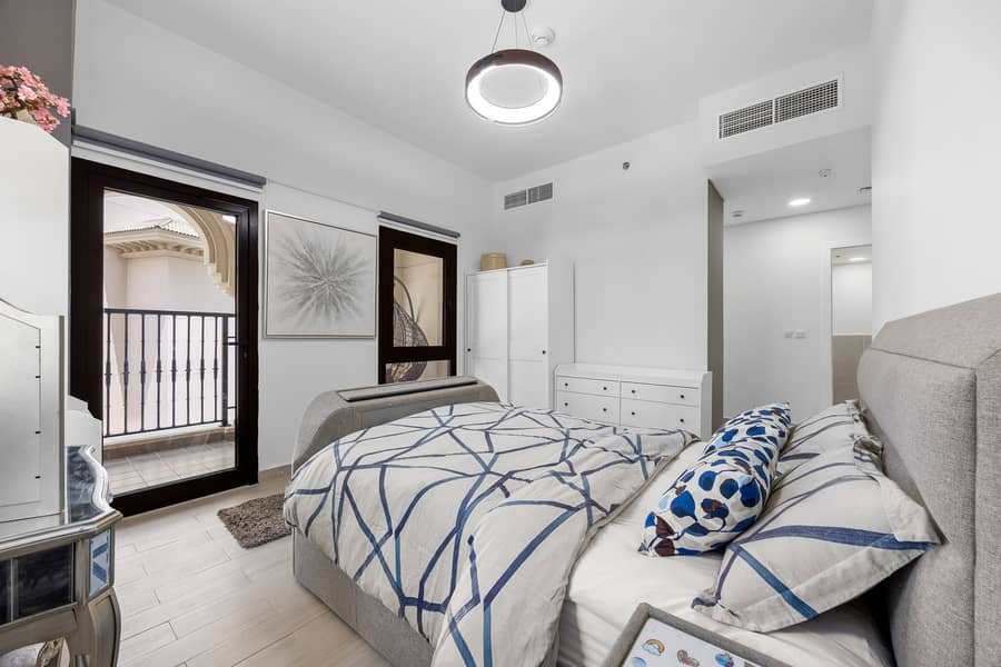 6 07 - 12 Master Bedroom - Wide. jpg