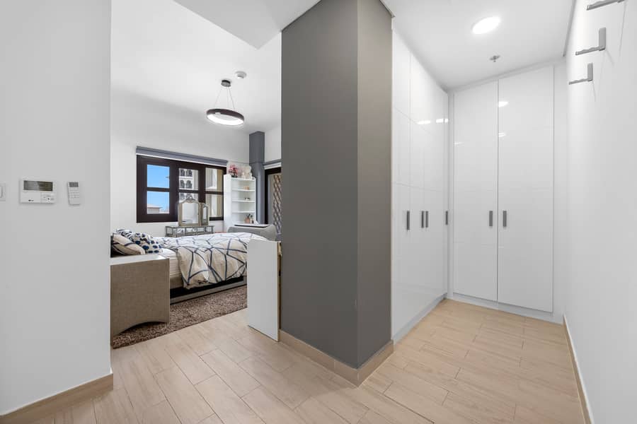 11 07 Master Bedroom - Walk-in Wardrobes. jpg