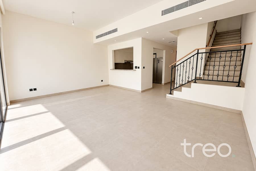 6 Lounge_5_J496_Costa_Brava_1__Damac_Lagoons. jpg