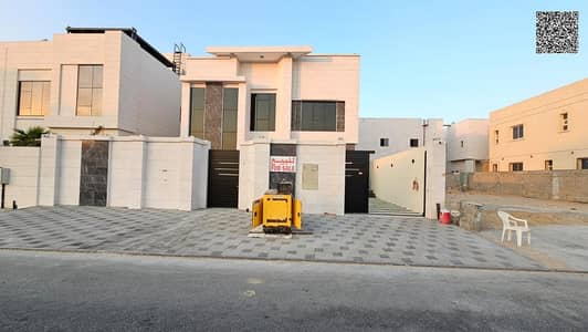 8 habitaciones Villa para en Venta en Al Alia, Ajman - WhatsApp Image 2025-12-17 at 7.39. 16 PM (1). jpeg 8 habitaciones Villa para en Venta en Al Alia, Ajman - WhatsApp Image 2025-12-17 at 7.39. 16 PM (1). jpeg