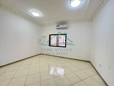 Estudio para en Alquiler en Al Wahdah, Abu Dhabi - WhatsApp Image 2026-09-17 at 11.35. 23 AM. jpeg Estudio para en Alquiler en Al Wahdah, Abu Dhabi - WhatsApp Image 2026-09-17 at 11.35. 23 AM. jpeg