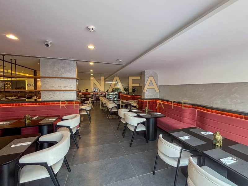 3 lobby_cafe-18. jpg