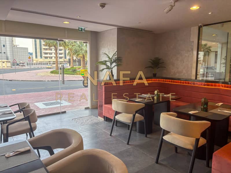 5 lobby_cafe-16. jpg