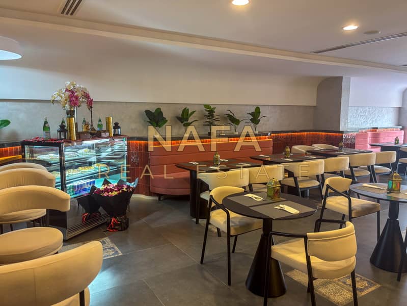 6 lobby_cafe-13. jpg