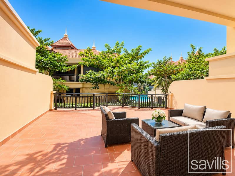 Luxury Beachfront Living | Iconic Views | Vacant Luxury Beachfront Living | Iconic Views | Vacant