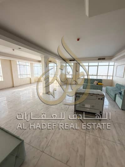 بنتهاوس 3 غرف نوم للايجار في المجاز، الشارقة - WhatsApp Image 2026-09-16 at 11.21. 08 PM. jpeg بنتهاوس 3 غرف نوم للايجار في المجاز، الشارقة - WhatsApp Image 2026-09-16 at 11.21. 08 PM. jpeg