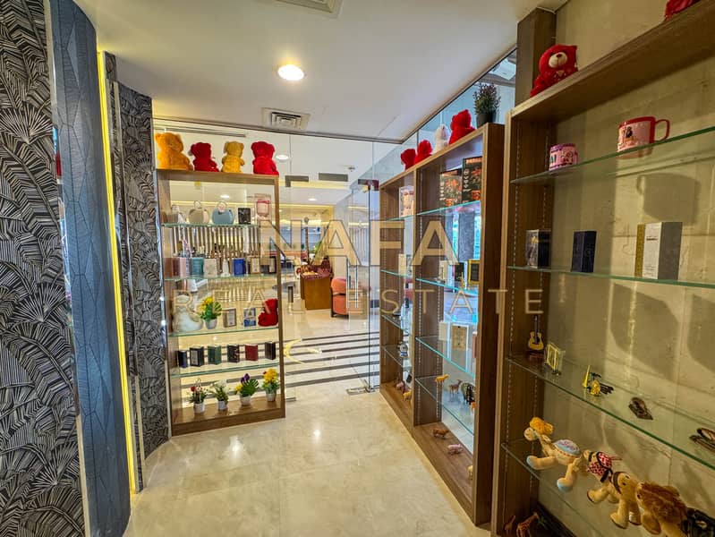 6 giftshop-10. jpg