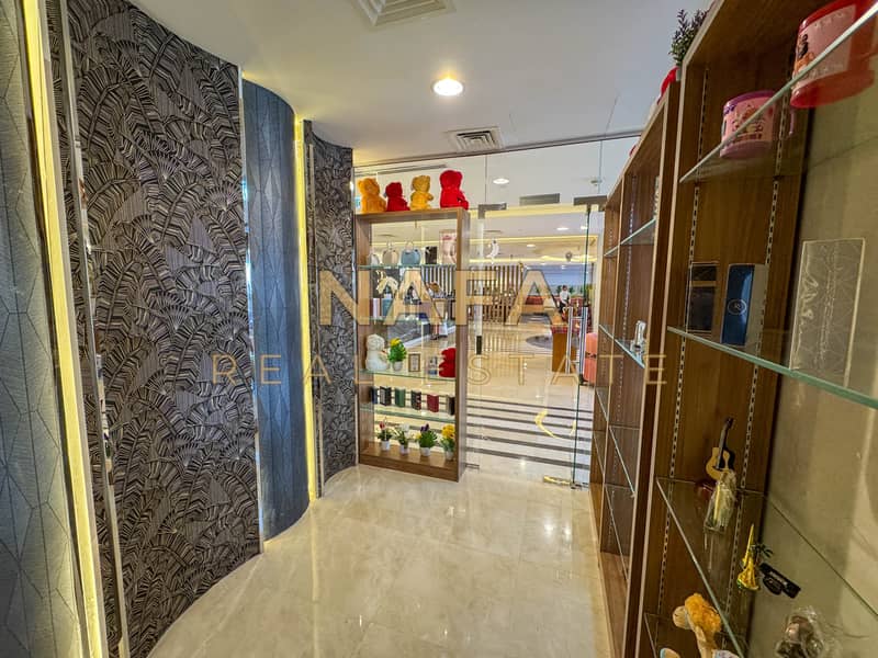 13 giftshop-19. jpg