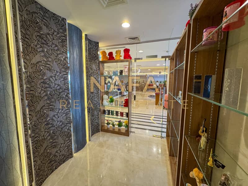 14 giftshop-18. jpg