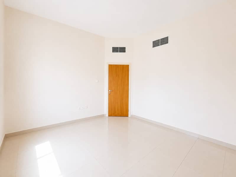 7 ac1bd42e-74cb-44f4-ad3b-a970a88d9dc6. jpeg