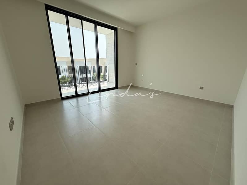 8 images image img