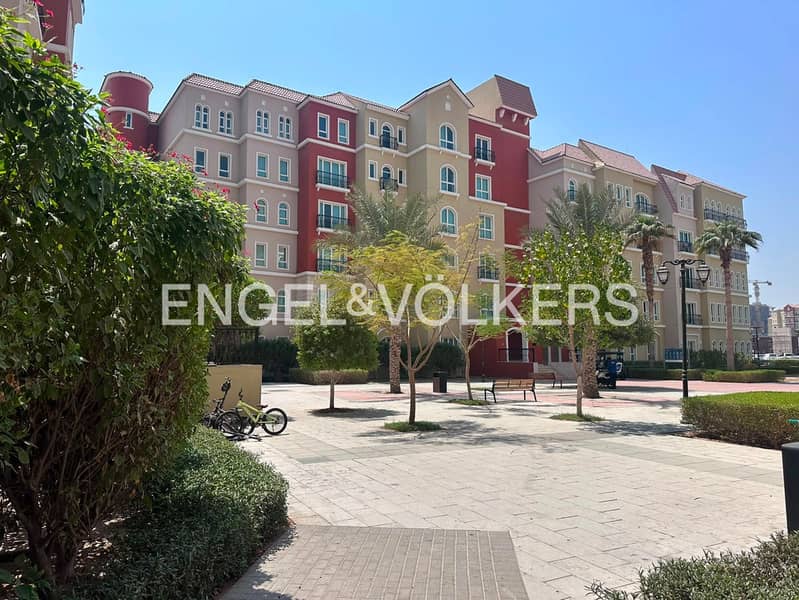 Spacious 1 Bedroom | Vacant Now | Multiple Options Spacious 1 Bedroom | Vacant Now | Multiple Options