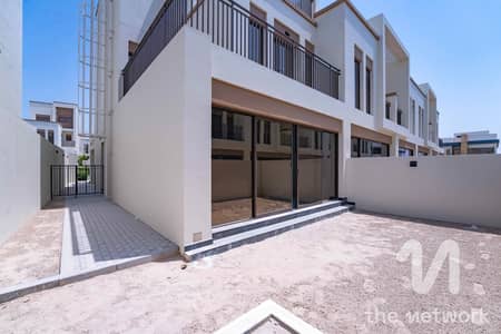 5 habitaciones Townhouse para en Alquiler en DAMAC Lagoons, Dubai - Casa adosada en DAMAC Lagoons，Costa Brava, 5 dormitorios, 190000 AED - 16542300