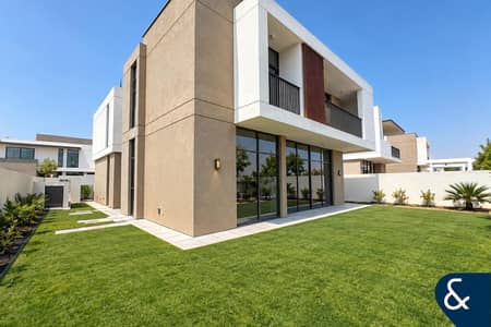 5 Bedroom Villa for Rent in Al Furjan, Dubai - Park Backing | Next To Pool | Elevated