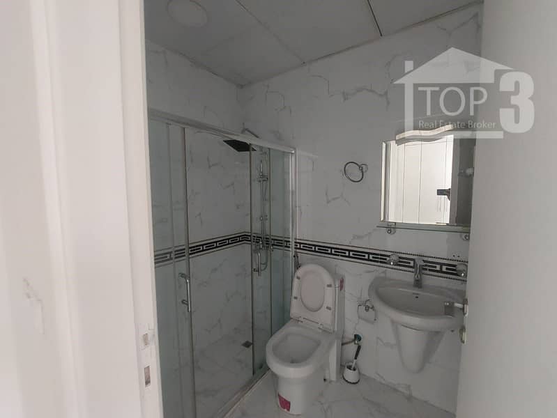 5 Wash Room 1. jpg