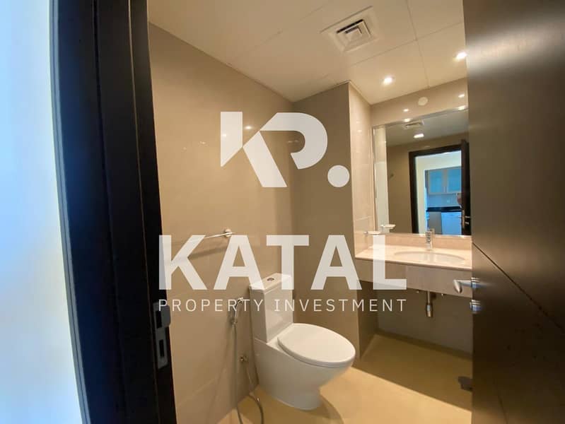 12 Apartment for rent in Al Reem Island, Sun Tower, Reem Mall 005. jpeg