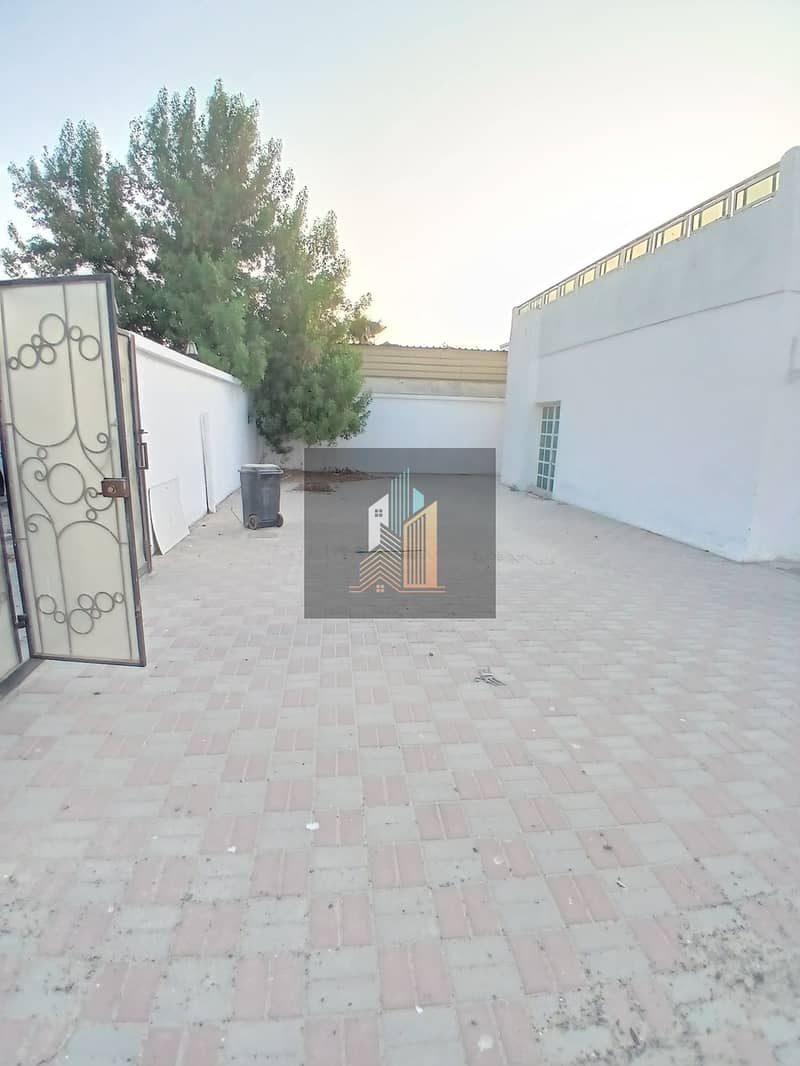 3 92878. jpg