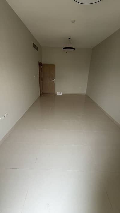3 Slaapkamers Appartement te Huur in Al Jurf, Ajman - WhatsApp Image 2026-09-16 at 1.31. 14 PM. jpeg 3 Slaapkamers Appartement te Huur in Al Jurf, Ajman - WhatsApp Image 2026-09-16 at 1.31. 14 PM. jpeg