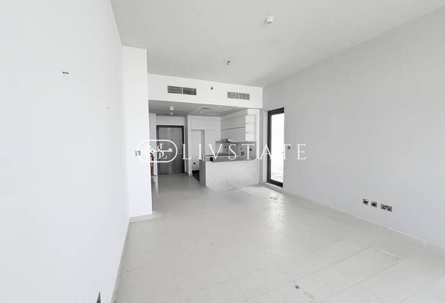 Large Layout | With Terrace | Vacant to Move Large Layout | With Terrace | Vacant to Move