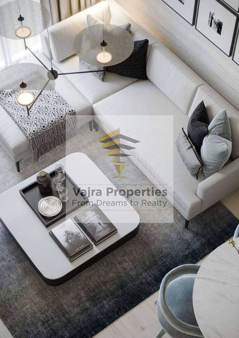 6 Living Room1. jpg