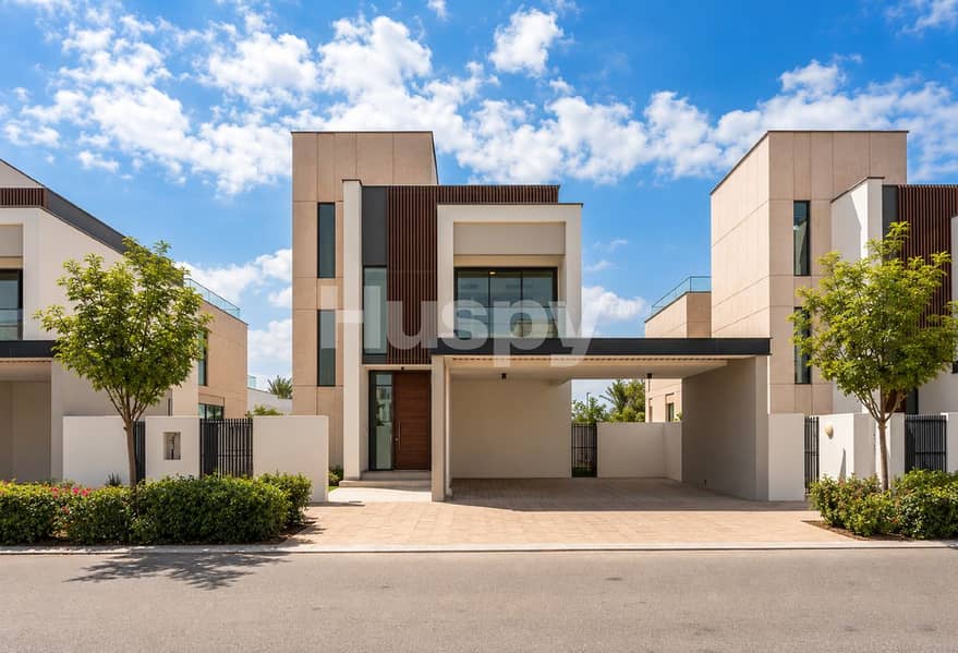 Upgraded | Single Row | Close to Amenities Upgraded | Single Row | Close to Amenities