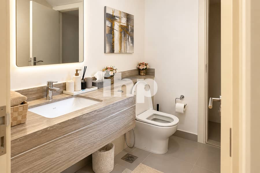 31 bcd98d14-874c-4511-ad04-deed8f7619bc. jpg
