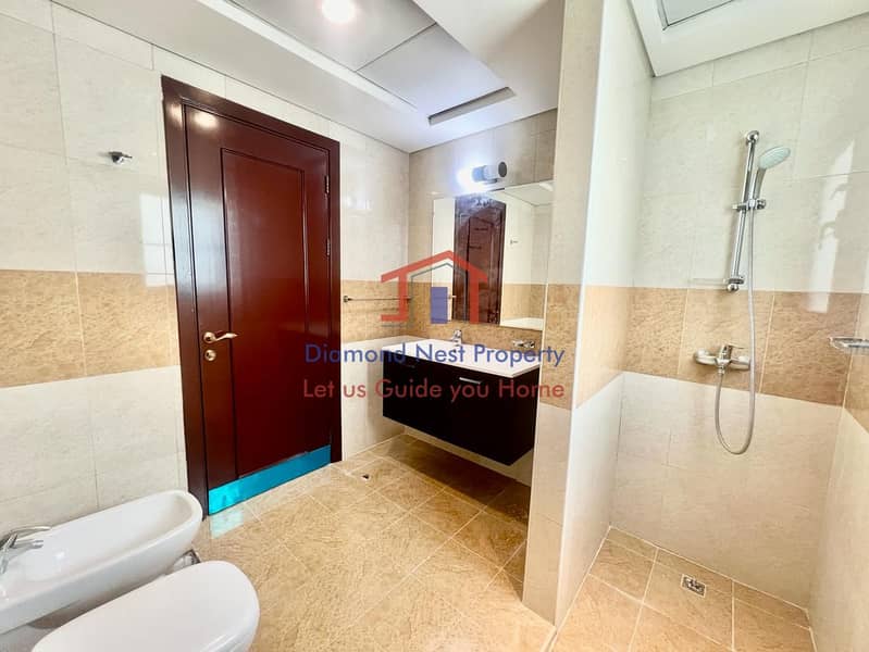 16 Bathroom 2. jpeg