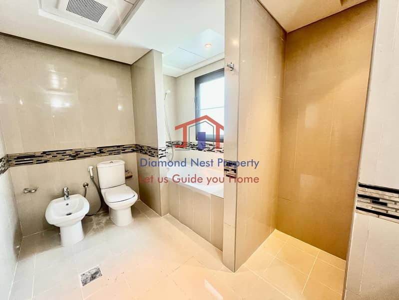 17 Bathroom Master 1. jpeg