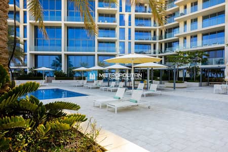3 Bedroom Flat for Sale in Saadiyat Island, Abu Dhabi - High End 3BR+Maids | Balcony | Beachfront Living 3 Bedroom Flat for Sale in Saadiyat Island, Abu Dhabi - High End 3BR+Maids | Balcony | Beachfront Living