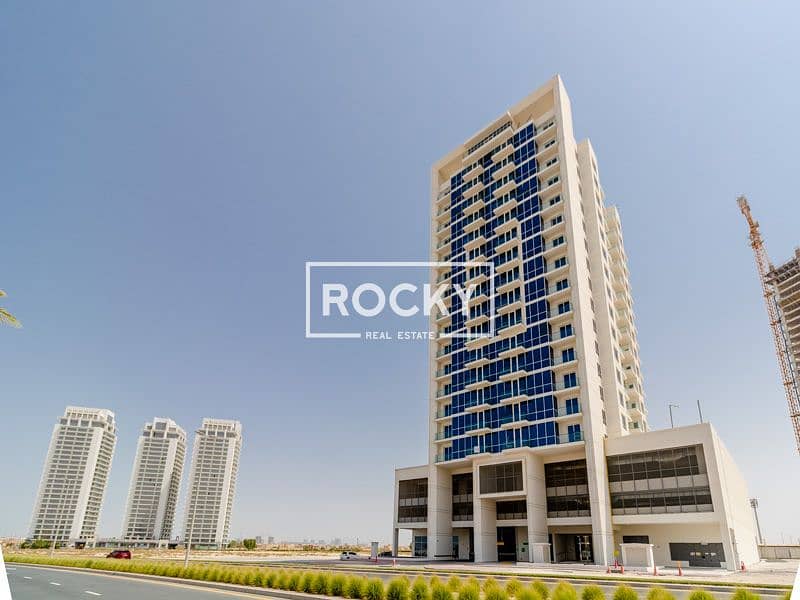 24 rocky Real Estate - Arjan - Science Park Residence - Common (7 of 7). jpg