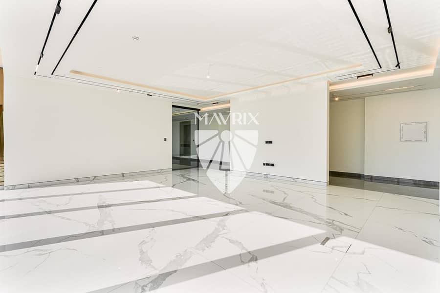 12 Image 12