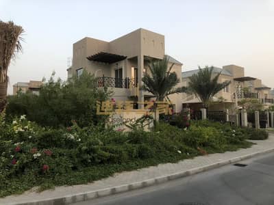spacious ready to move 5bedrm with maids landscape spacious ready to move 5bedrm with maids landscape
