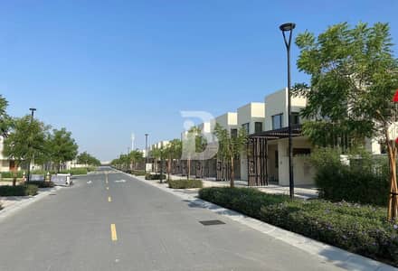 3 Bedroom Townhouse for Rent in Dubai South, Dubai - 3Bedsroom and Maids | Vacant | Larger Layout