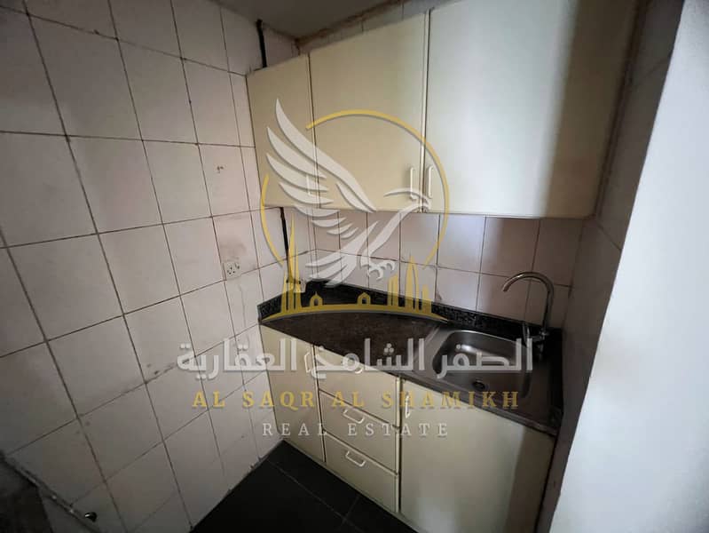 9 استوديو-للا-يجار-0-غرف-النباعة-الشارقة-مطبخ-re-0001-09. jpg