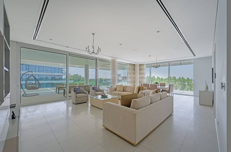Spacious | Luxury Living | Prime Location Spacious | Luxury Living | Prime Location
