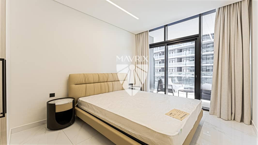 8 Image 8