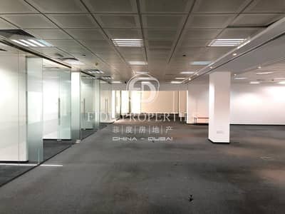 Half floor office | Prime location | Vacant Half floor office | Prime location | Vacant