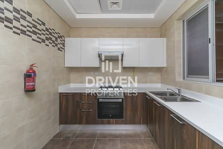Well-manage and Spacious 2 Bed plus Maids Well-manage and Spacious 2 Bed plus Maids