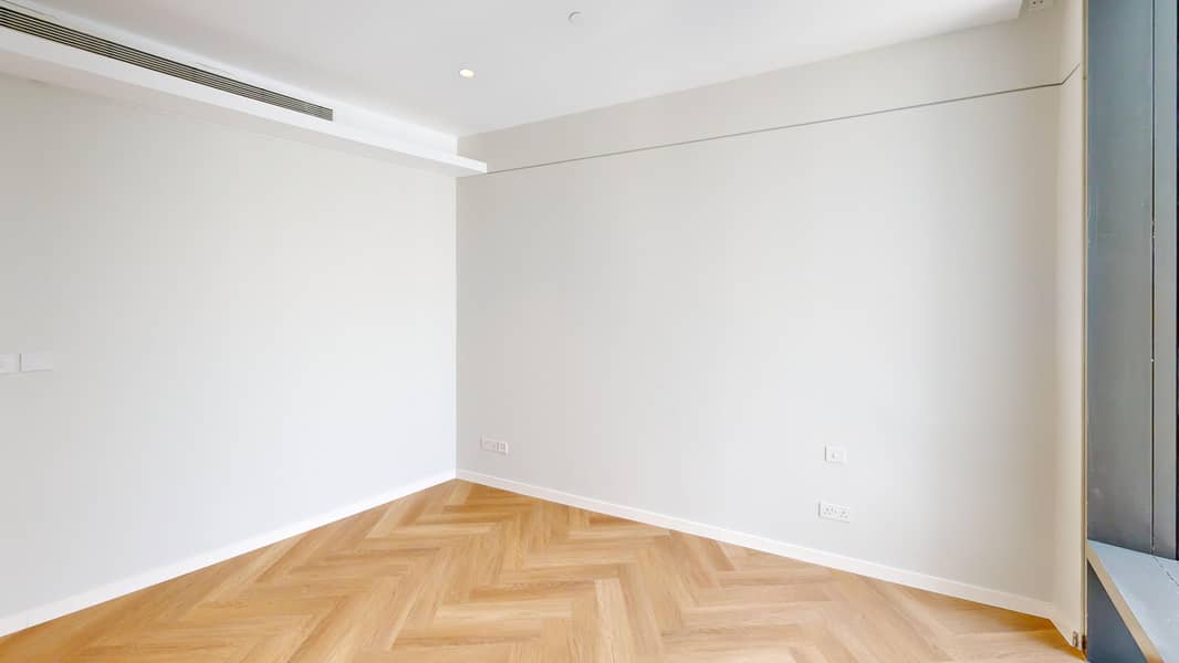 14 42NT-Bedroom 1. jpg