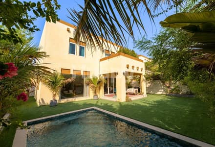 3 Schlafzimmer Villa zum Verkauf in Jumeirah Park, Dubai - Villa in Jumeirah Park,Jumeirah Park Homes, 3 schlafzimmer, 8699000 AED - 16451662 3 Schlafzimmer Villa zum Verkauf in Jumeirah Park, Dubai - Villa in Jumeirah Park,Jumeirah Park Homes, 3 schlafzimmer, 8699000 AED - 16451662