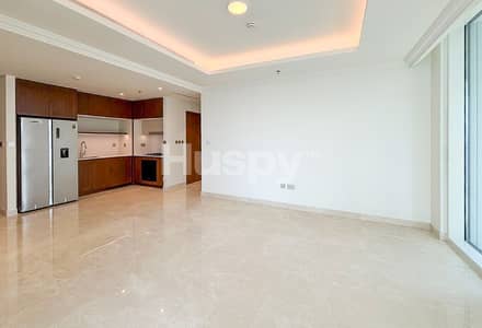2 Slaapkamers Appartement te Huur in Dubai Harbour, Dubai - Appartement in Dubai Harbour，Emaar Beachfront，Palace Beach Residence，Palace Beach Residence Tower 2, 2 slaapkamers, 220000 AED - 16428056