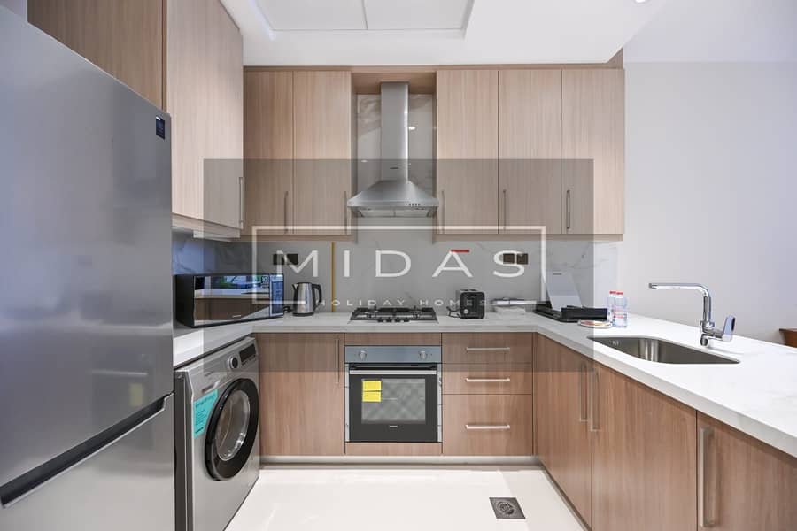 3 KITCHEN . jpeg