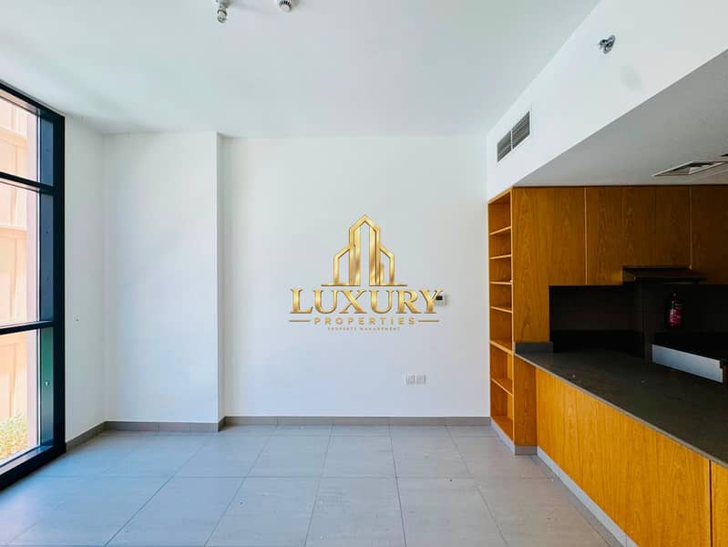 6 148245. jpg