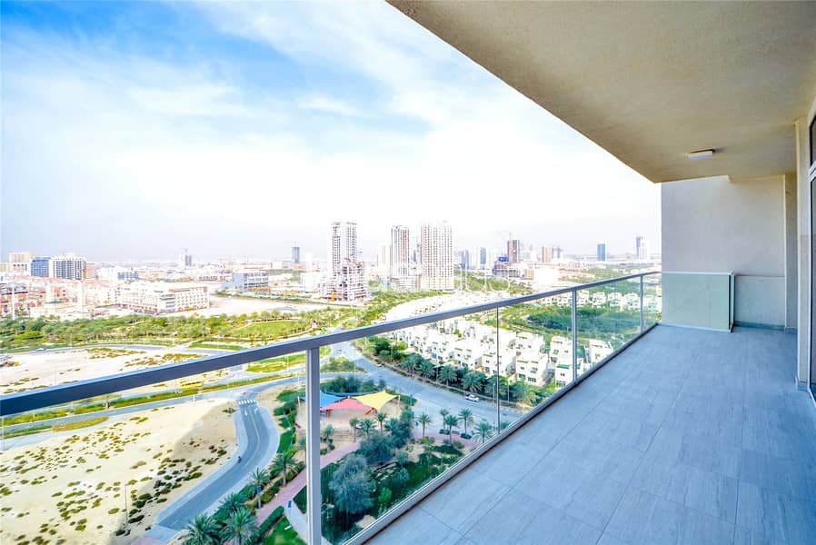 Burj Khalifa View | Huge Balcony | Brand New 2 Bed