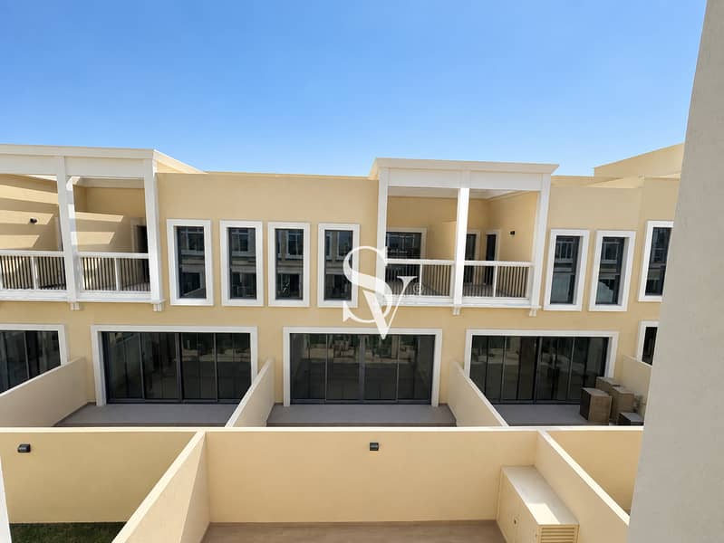 位于大马士革湖住宅,马耳他别墅 4 卧室的联排别墅 2650000 AED - 16545625 位于大马士革湖住宅,马耳他别墅 4 卧室的联排别墅 2650000 AED - 16545625
