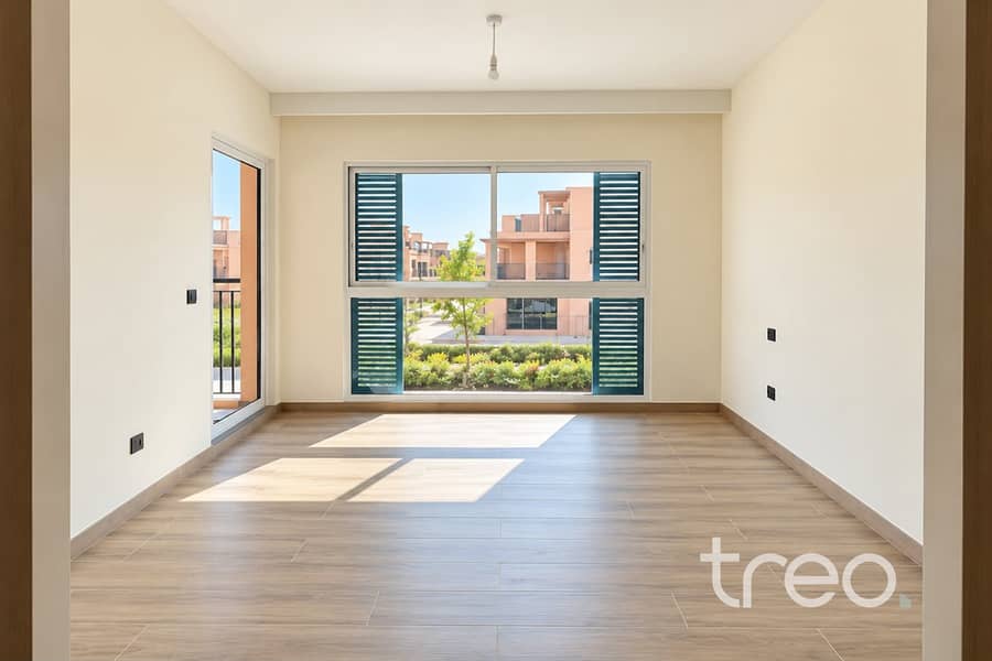 10 Bed 3 M637 Nice 1, Damac Lagoons. jpg