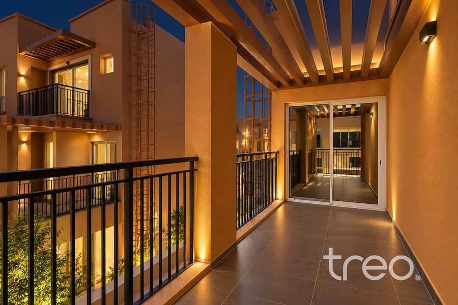 19 Balcony 1 M637 Nice 1, Damac Lagoons. jpg