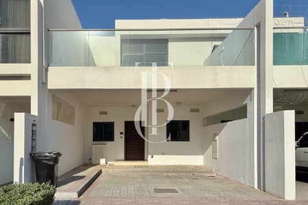 3 Schlafzimmer Townhouse zum Miete in DAMAC Hills 2 (Akoya by DAMAC), Dubai - Reihenhaus in DAMAC Hills 2 (Akoya by DAMAC),Janusia, 3 schlafzimmer, 120000 AED - 16550877 3 Schlafzimmer Townhouse zum Miete in DAMAC Hills 2 (Akoya by DAMAC), Dubai - Reihenhaus in DAMAC Hills 2 (Akoya by DAMAC),Janusia, 3 schlafzimmer, 120000 AED - 16550877